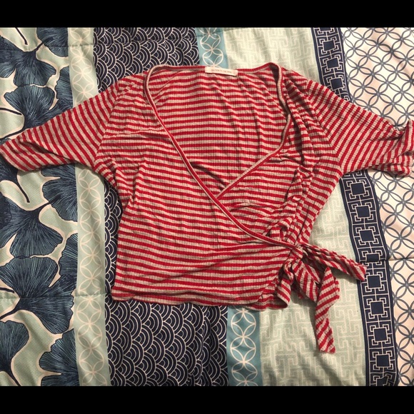 Small clothes bundle - Picture 8 of 10